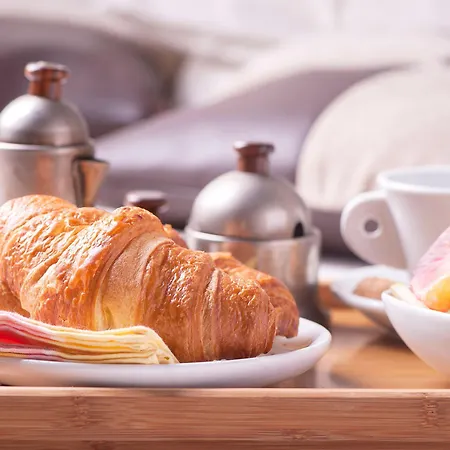 Bed and Breakfast Casa Marinari 4*