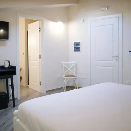 Nocleg ze śniadaniem Casa Marinari 4*